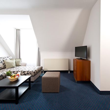 Achat Hotel Neustadt an der Weinstraße Екстериор снимка