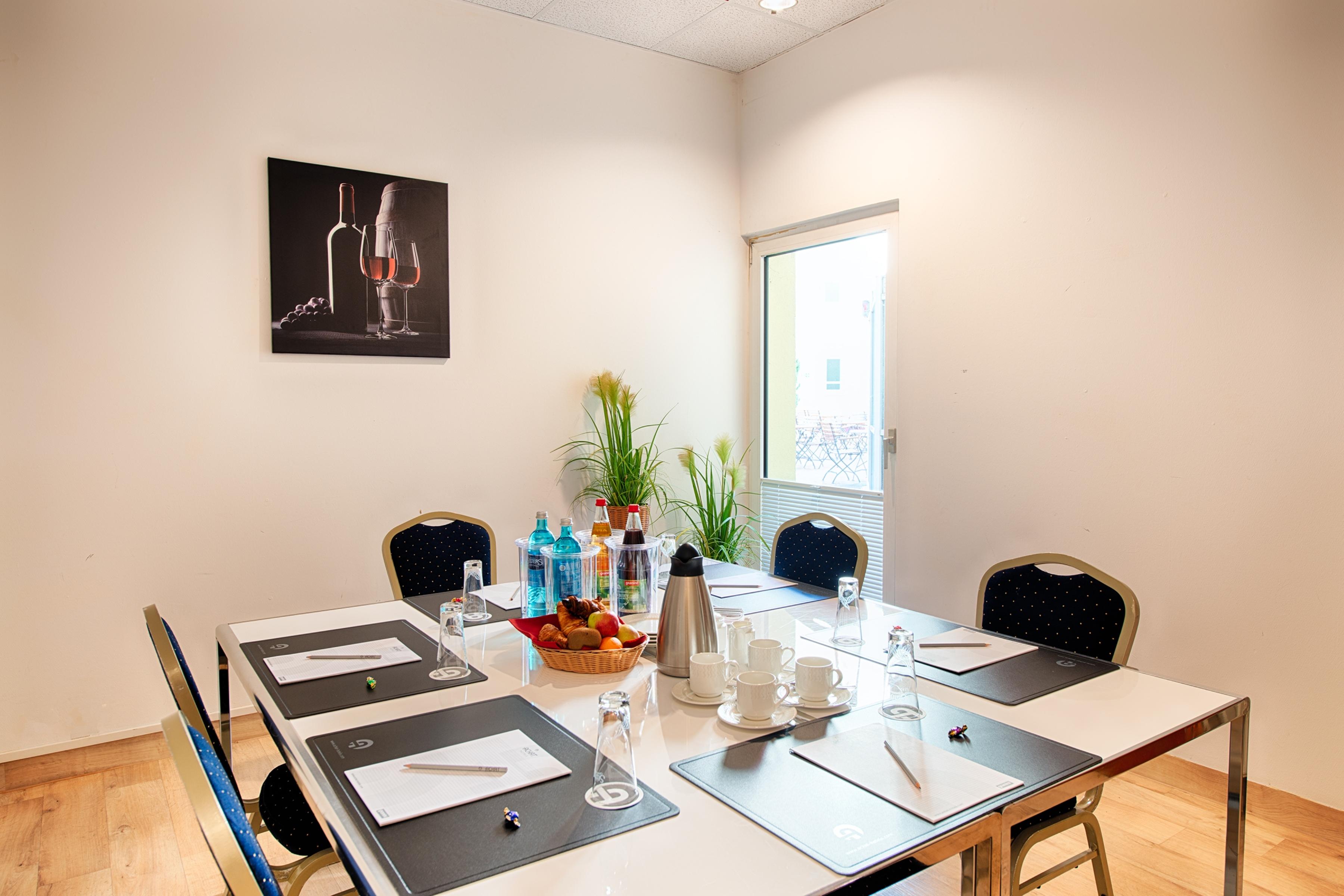 Achat Hotel Neustadt an der Weinstraße Екстериор снимка