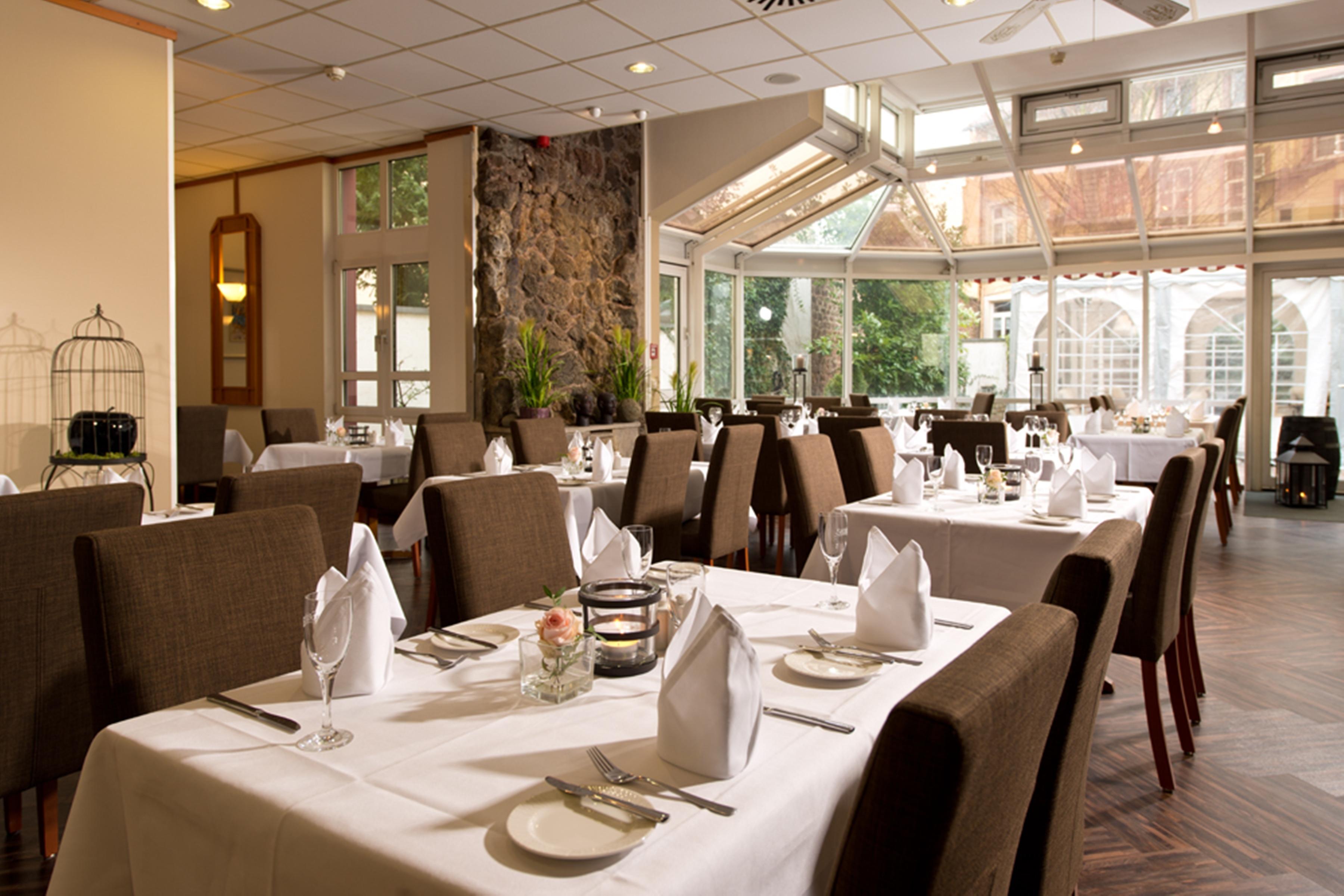 Achat Hotel Neustadt an der Weinstraße Екстериор снимка